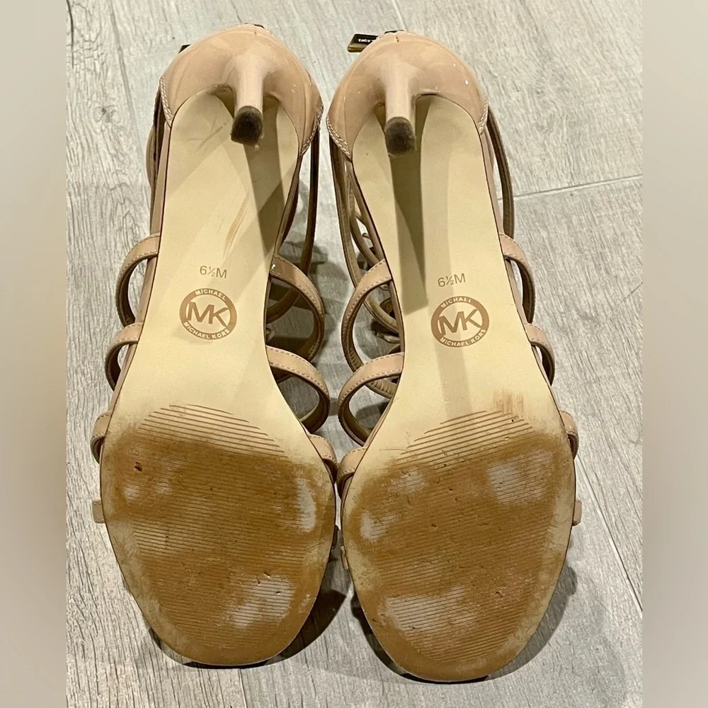Michael Kors Veronica Patent Caged Strappy Beige LT Blush Sandals Bows Size 6.5